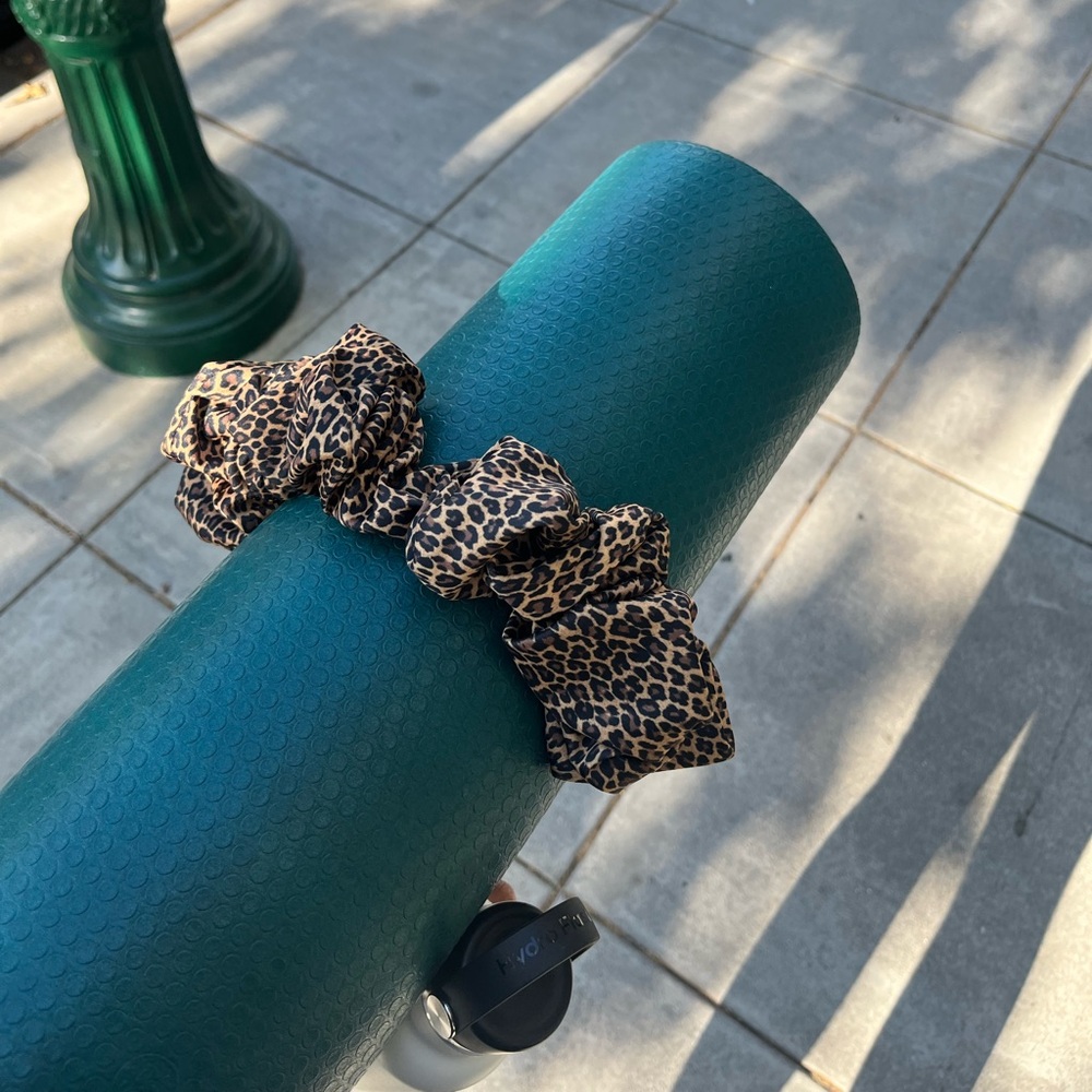 Mat Scrunchie for Yoga Mat